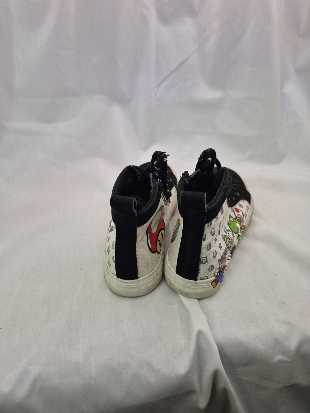 Nintendo Black High-Top Kids Sneakers with Character Print - Picture 2 of 7